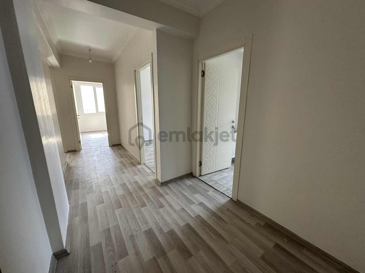 Ayhan Durağında Kiralık 2+1 Daire - 10