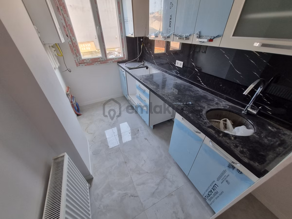 Deluxe 26 ' Dan Yeni Binada Asansörlü Ara Kat 2+1 75 M2 Daire - 26