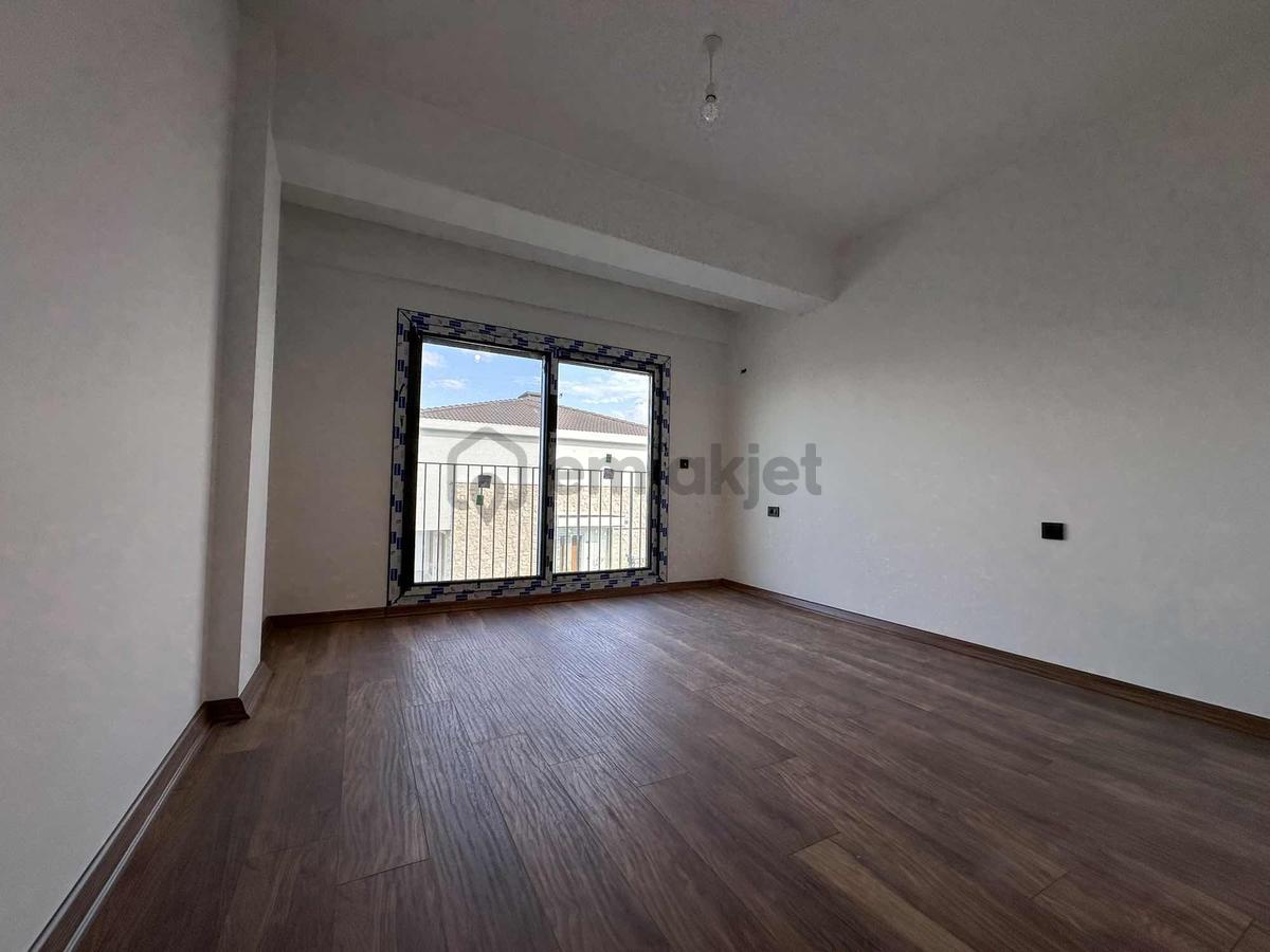 Urla Torasan'da Site İçerisinde Sıfır 3+1 Satılık Villa - 19