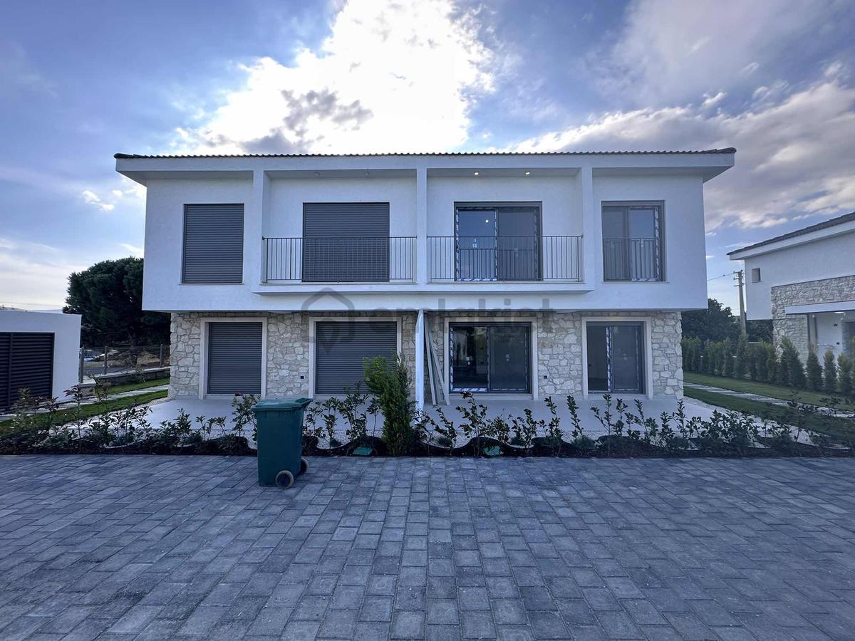 Urla Torasan'da Site İçerisinde Sıfır 3+1 Satılık Villa - 32