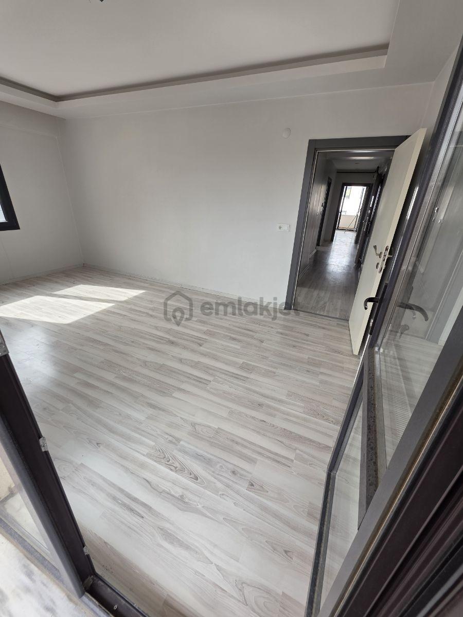 Çift Balkon Kızılpınar Atatürk Mahallesi 2+1 - 23