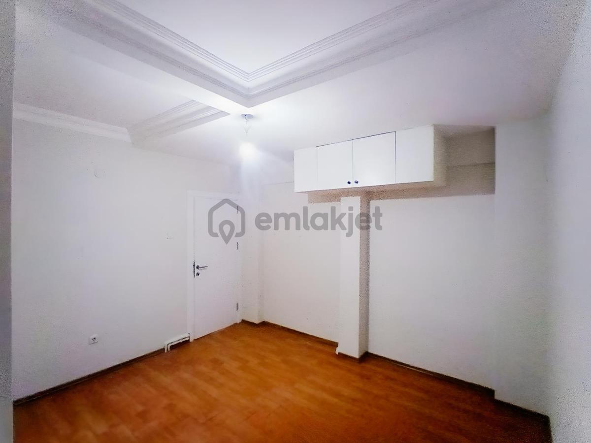 Acıbadem Metrobüse Yakın 2+1 Kiralık Daire - 16