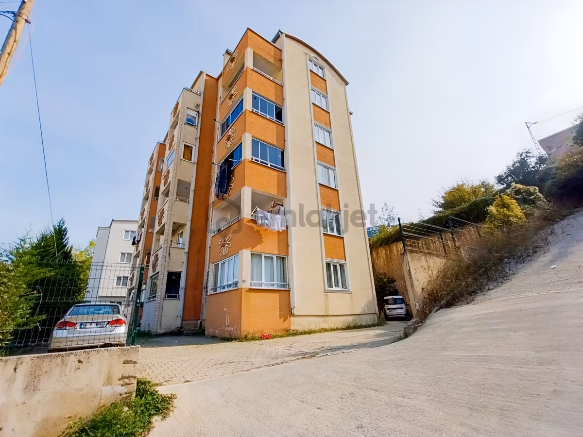 Satılık 160m² Temiz Bakımlı 4+1 Dublex Daire