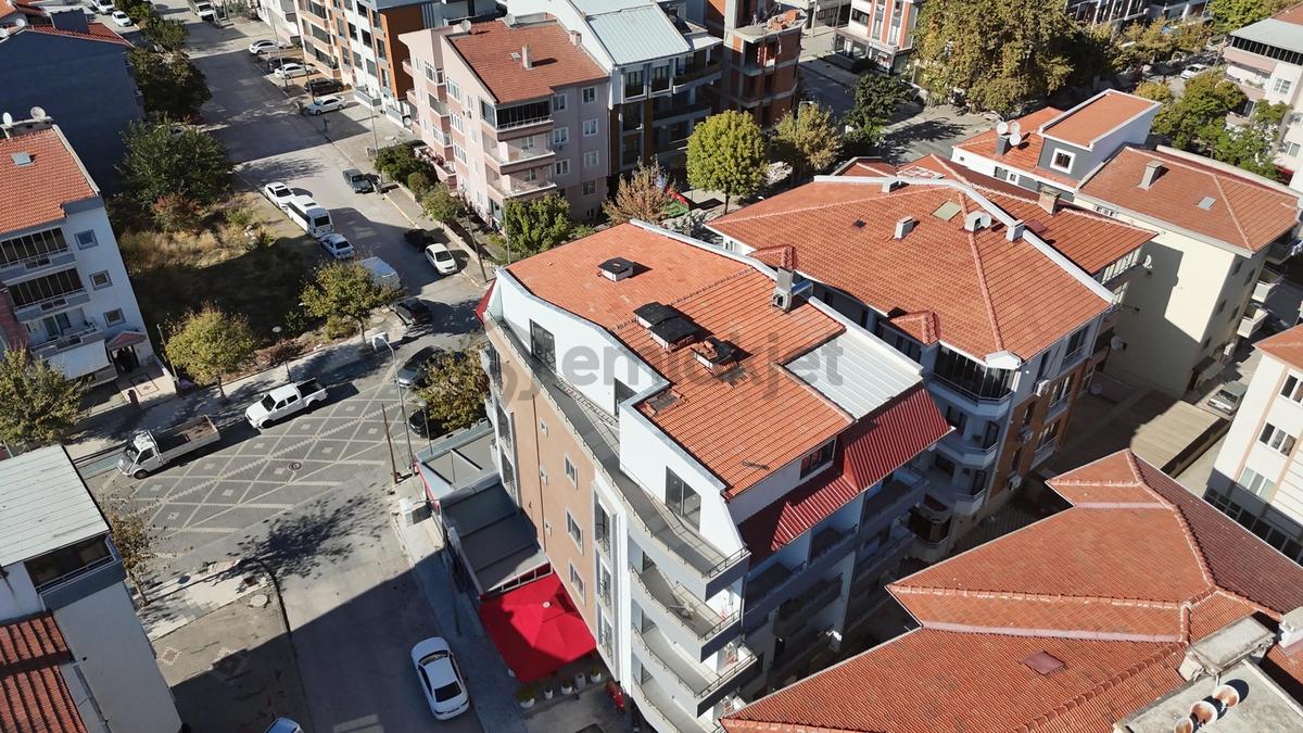 Mir'den Karesi Cad. Chop Burger Üstü 4+1 Dubleks - 5