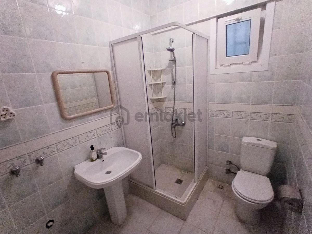 Acıbadem Metrobüse Yakın 2+1 Kiralık Daire - 16