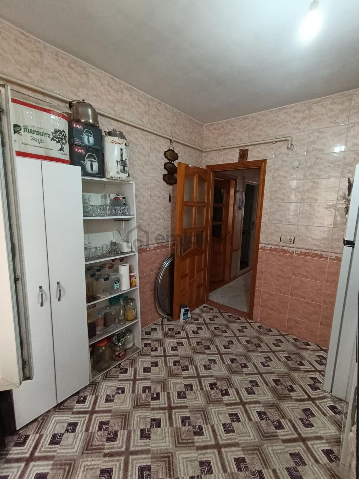 Sahibinden Acil Satılık Aile Binası Geniş Daire - 18