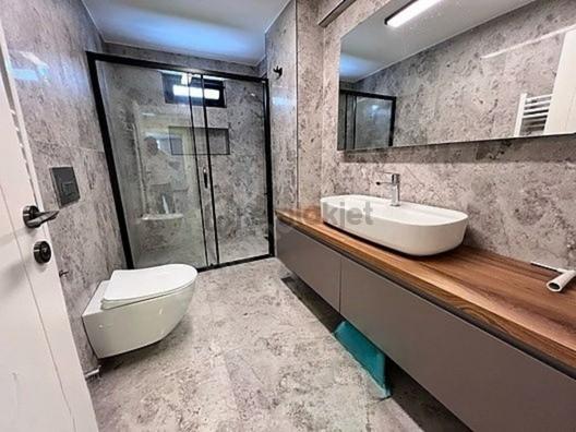 Manisa Güzelyurt Satılık Villa Tripleks 5+1 Havuzlu - 8