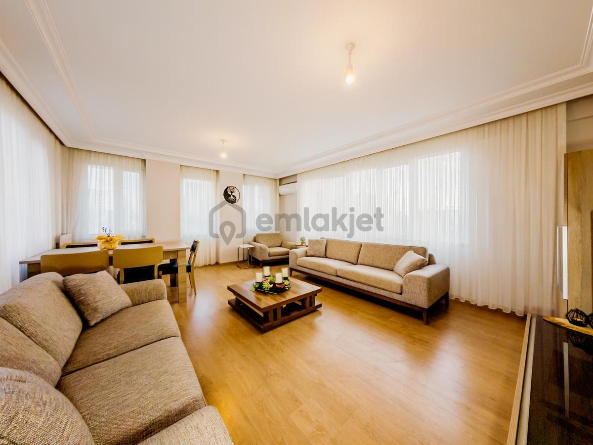 Barınaklar Bulvarında Elit Sitede Geniş 3+1 - 30