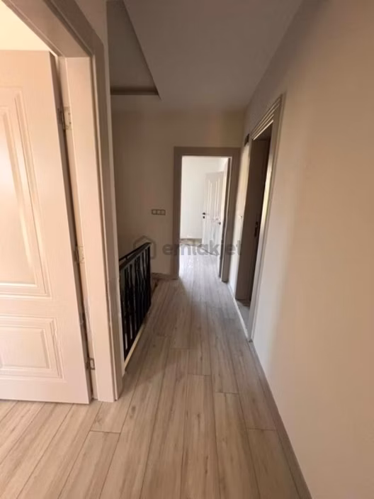 Saim Gencaydan Umurbey Havuzlu Kiralık Çatı Dubleks - 26