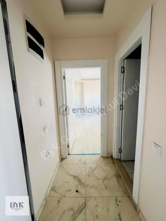 Yeşilovacık'da İskanlı 2+1 Daire/ Ara Kat/ Doğu Cephe - 15
