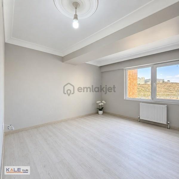 Merkezi Konumda Gelişime Açık Sıfır 2+1 - 32