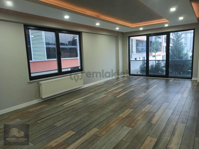 Batıkent Kiralık Havuz Manzaralı - 18