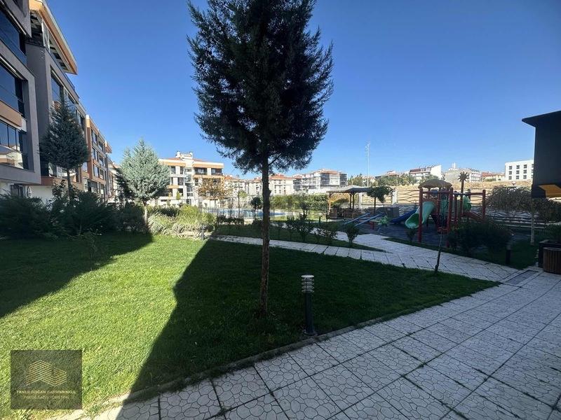 Batıkent Kiralık Havuz Manzaralı - 6