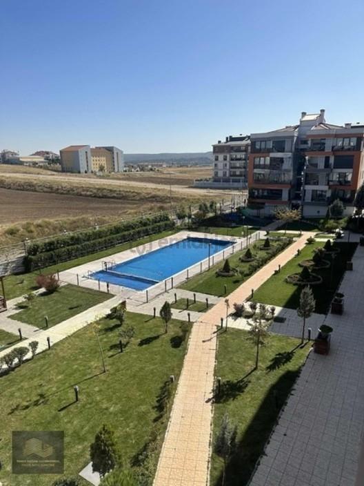 Batıkent Kiralık Havuz Manzaralı - 12