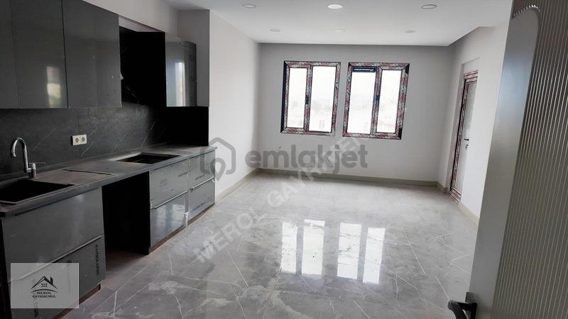 Menemen Uğur Mumcu'da T-yapı Şirada 4+1 Kiralık Daire - 8