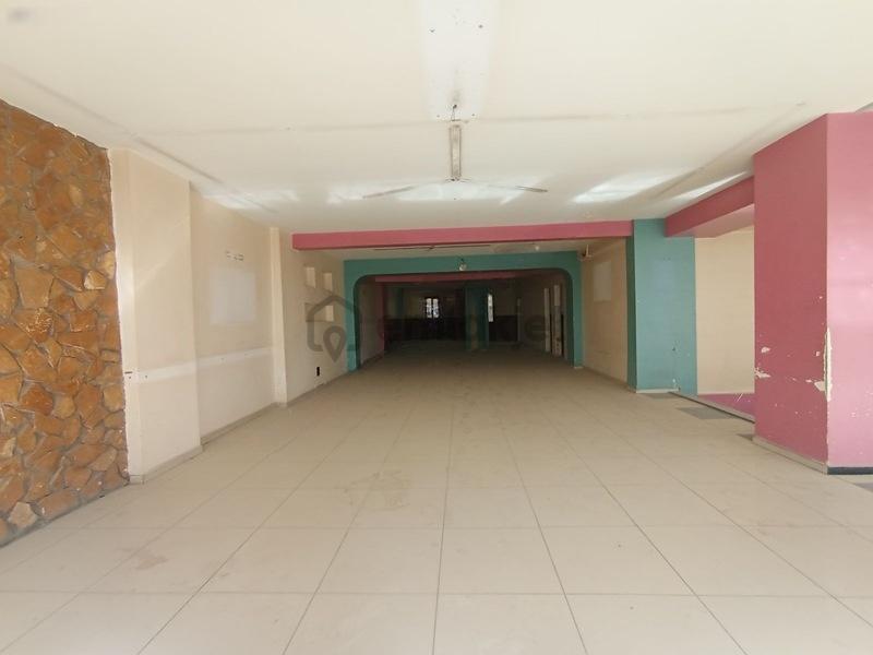 Kurumsal İşyerleri Caddesinde Köşe Başı Dükkan - 18