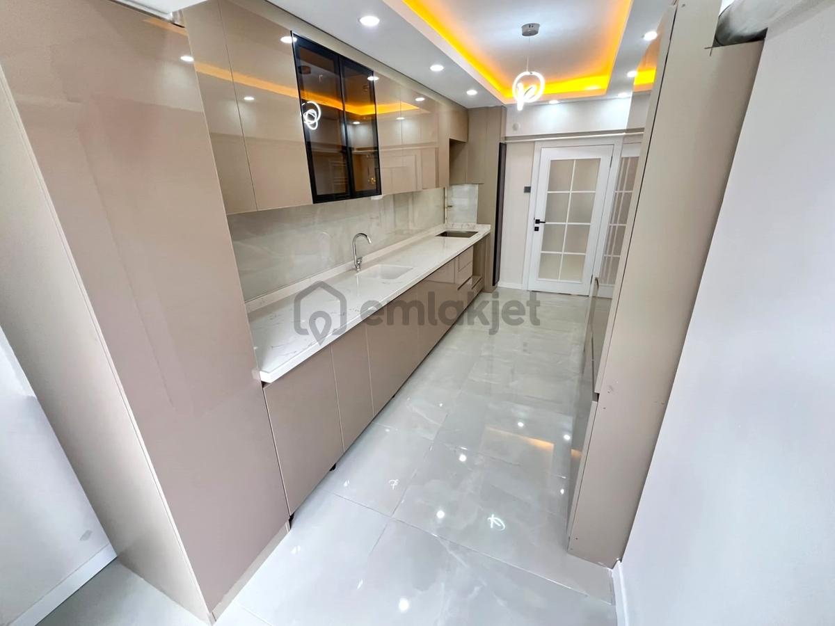 Sincan Tandoğan Mah'de 3+1 Ara Kat Full Yapılı Daire
