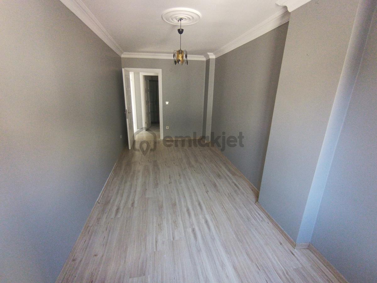 Eyüpsultan Çırçır Metro Yanı 2+1 Sitede Otoparklı - 17