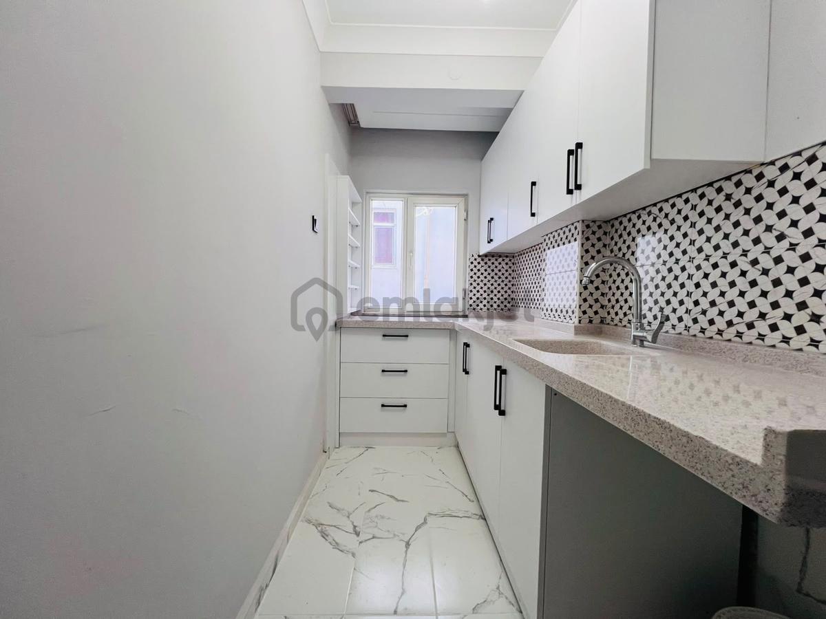 Sezgin Emlaktan Pazarın İçinde Denize 100metre Satılık 2+1 Daire - 4