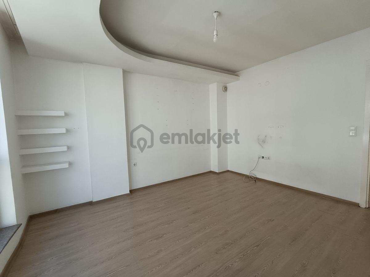 Yeşilova'da, Point Avm Ve Otogar Yakını Kiralık 2+1 Daire - 10