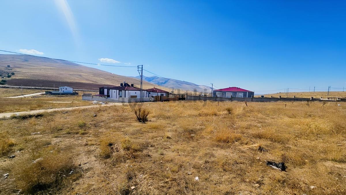 Toros Emlak'tan Aktaş Devlet Satılık Köşe Parsel 560 M2 Arsa - 31