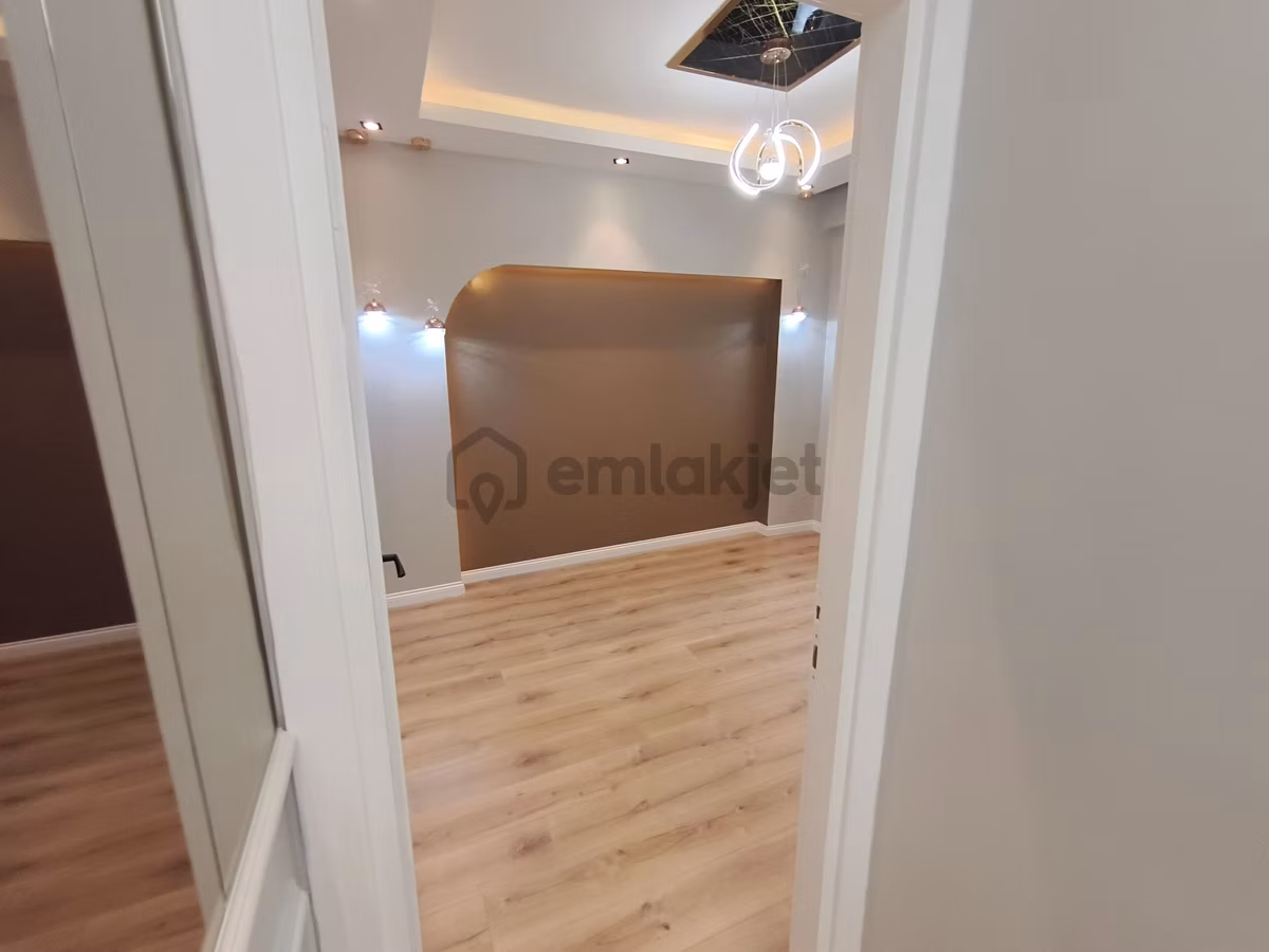 Esenyurt Üçevlerde Lüks Daire Cadeye Metrobüse Yakın 2+1 - 21