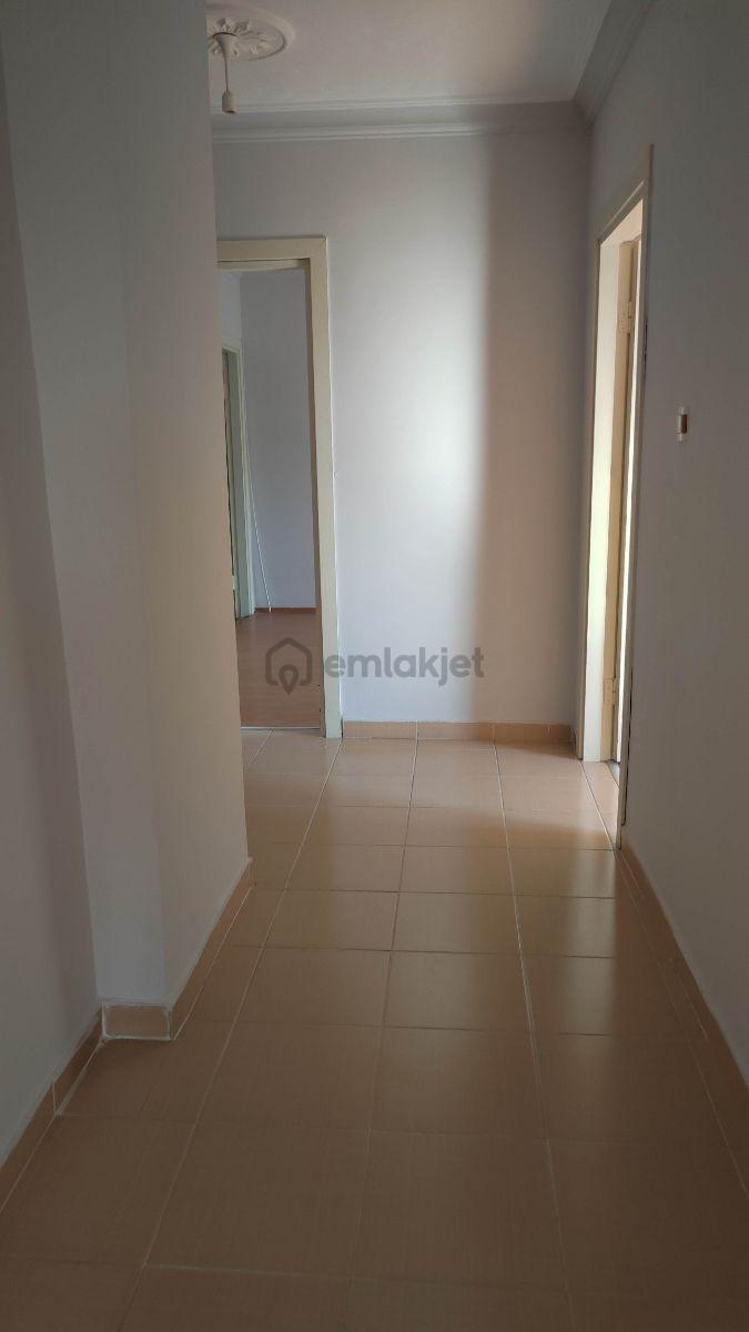 Topçu Mahallesi Asansörlü Ara Kat Kiralık Daire - 26
