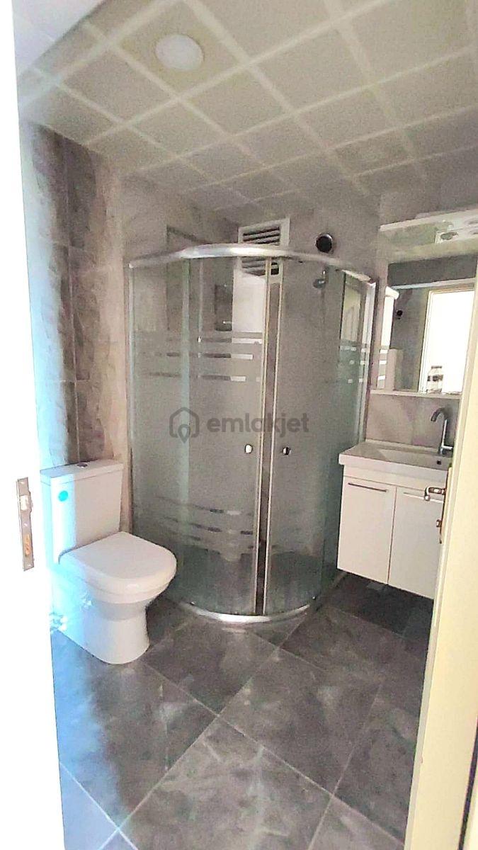 Topçu Mahallesi Asansörlü Ara Kat Kiralık Daire - 32