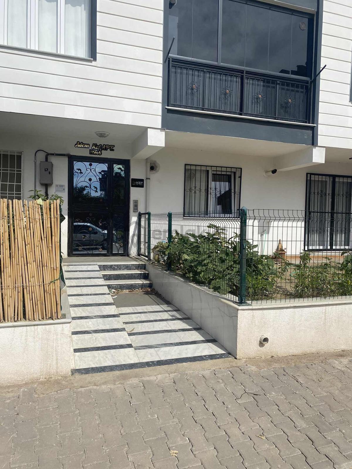 Yedieylül Mahallesinde Müstakil Bahçeli Satılık Daire - 18