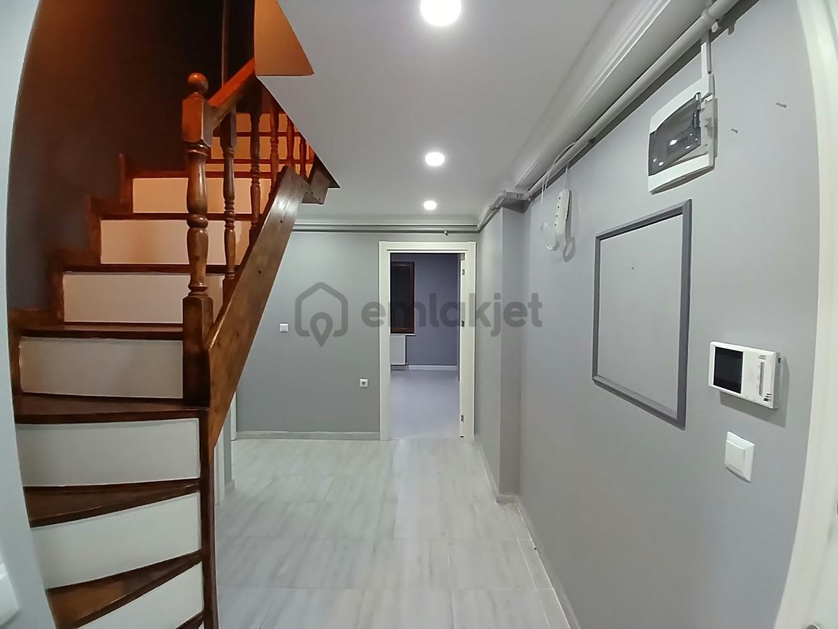Mükemmel Manzaralı Asansörlü 4+1 200 M2 Satılık Dubleks Daire - 6