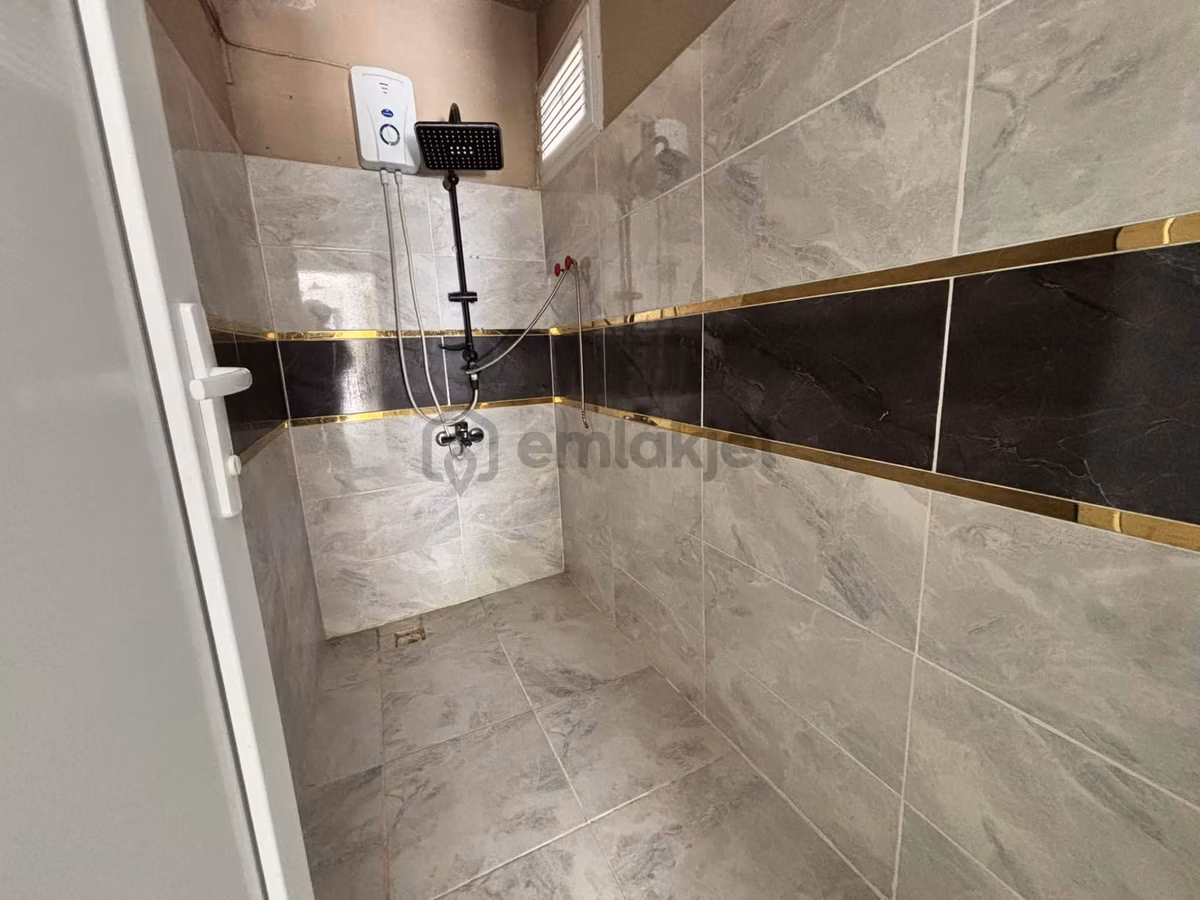 Şirinevler Mah. Müstakil Bahçeli Kiralık Ev - 12