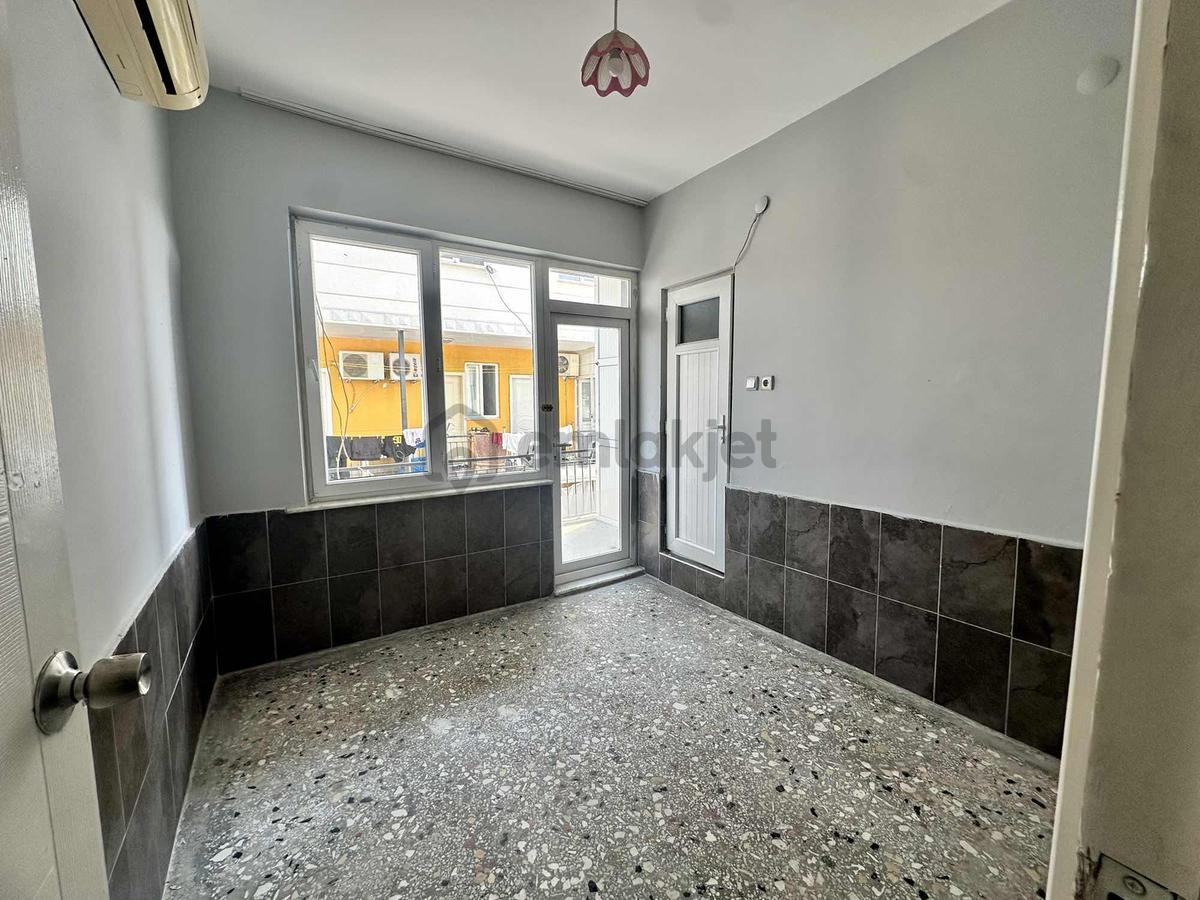 Side Merkezde Satılık Lojman | 13 Oda + 3+1 Daire - 27
