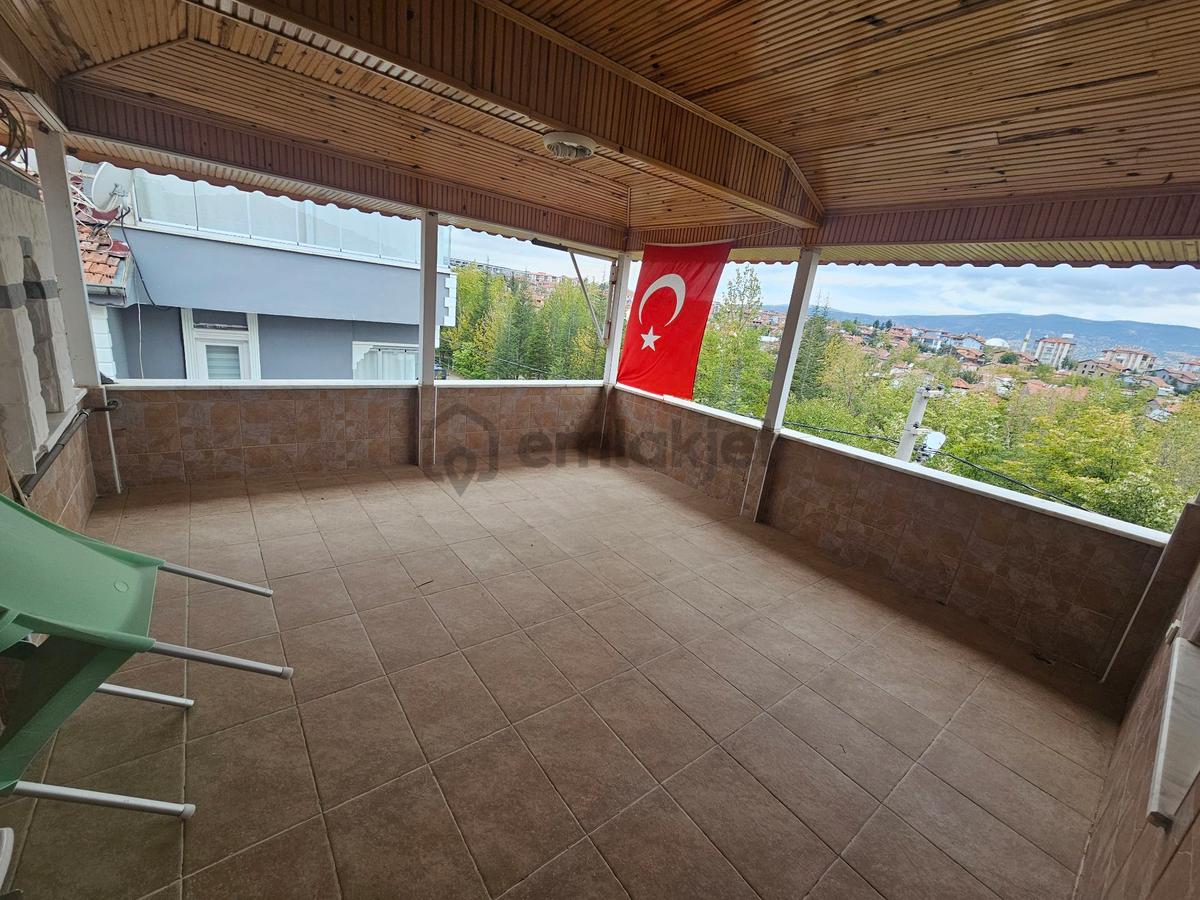 Isparta Işıkkent'te 6+1 Geniş Bahçeli Müstakil Ev - 23