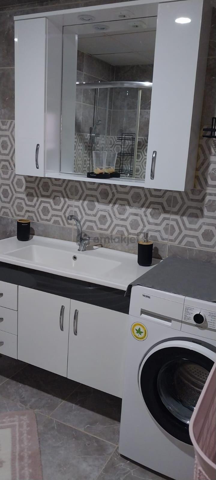 Muratlı İstiklal Kurtpınar'da Eşyalı Kiralık 2+1 Daire - 3