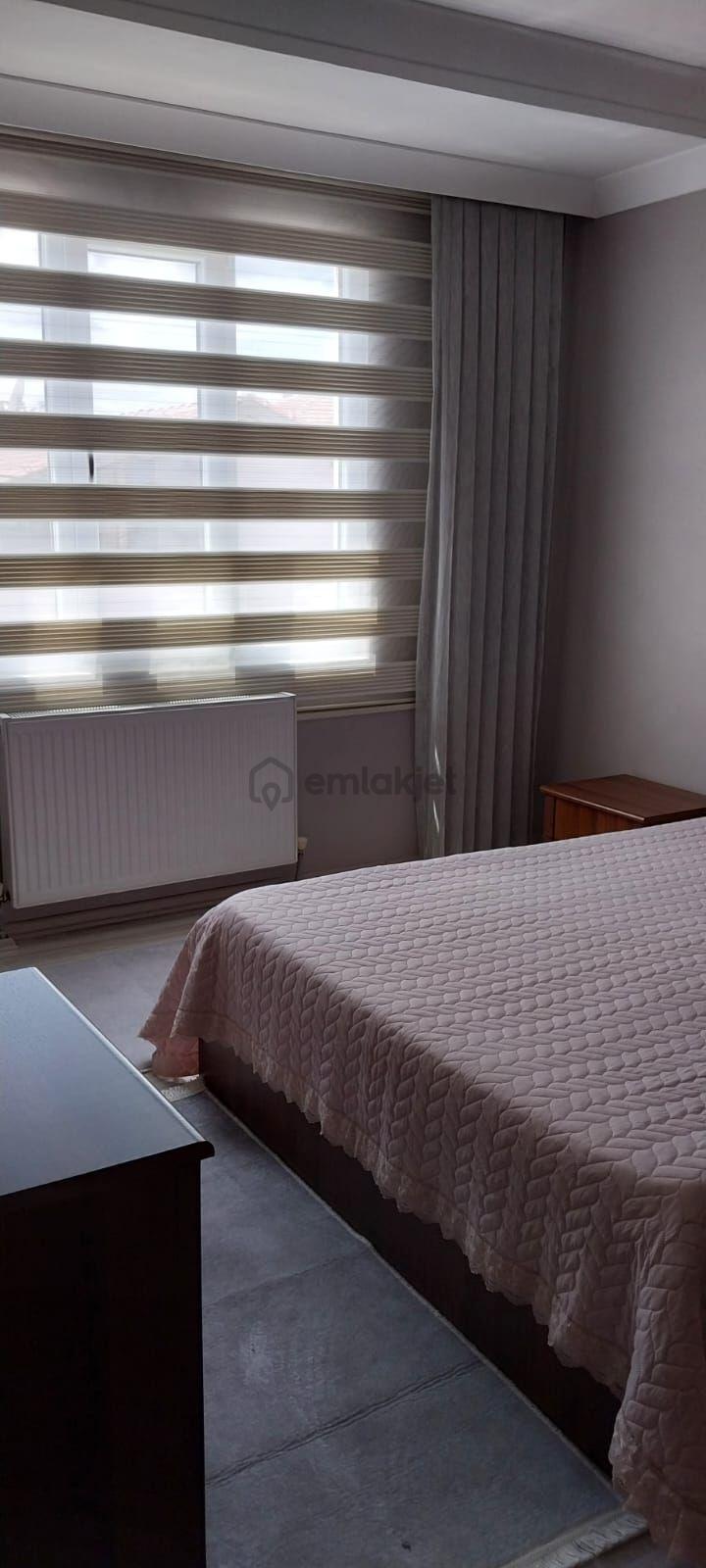Muratlı İstiklal Kurtpınar'da Eşyalı Kiralık 2+1 Daire - 12