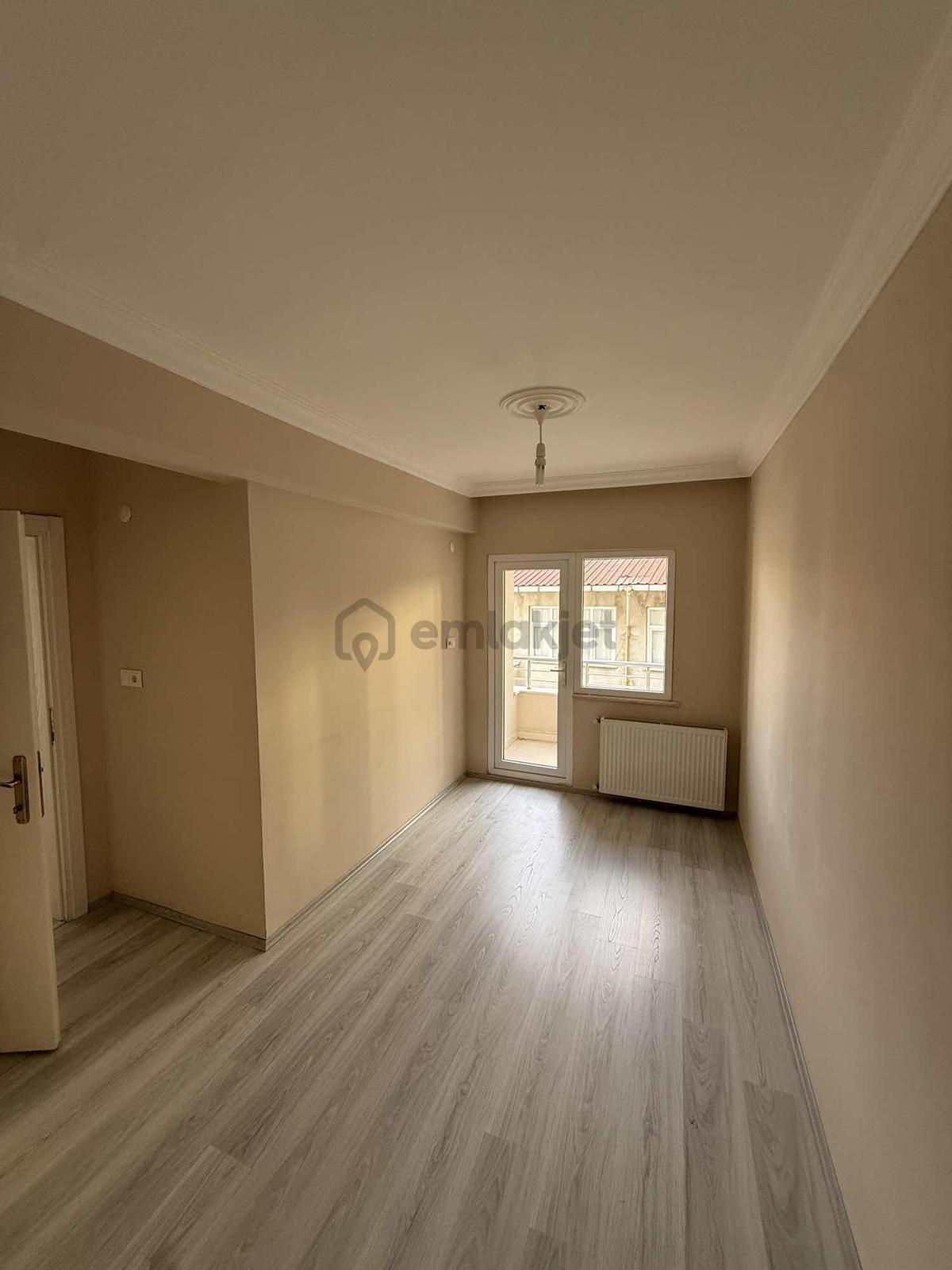Elegant'tan Yol Üzeri Deniz Manzaralı 3+1 Daire - 7
