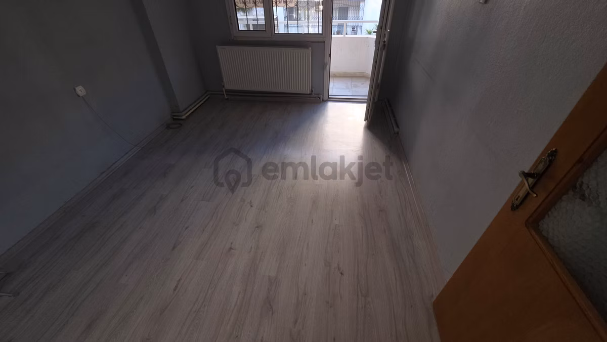 Söke Atatürk Mahallesi'nde Satılık Geniş 3+1 Daire - 34