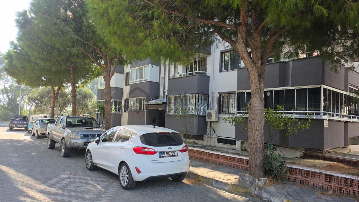 Söke Atatürk Mahallesi'nde Satılık Geniş 3+1 Daire