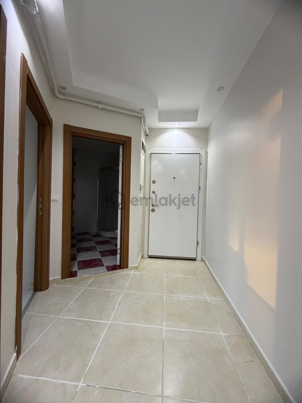 Kavaklı Merkez Kiralık Ara Kat 2+1 Çift Balkonlu - 15