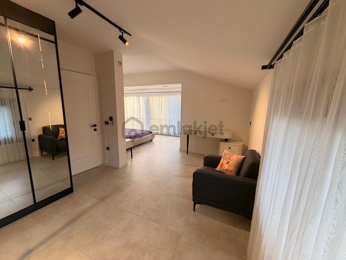 Hatipiriminde Bahçeli, Yerden Isıtmalı 4+1 Müstakil Villa - 25