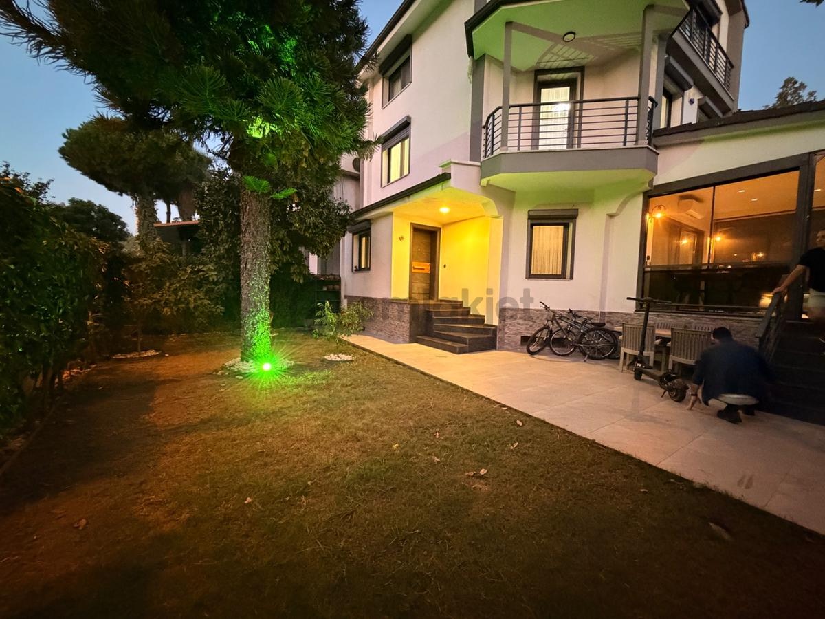 Hatipiriminde Bahçeli, Yerden Isıtmalı 4+1 Müstakil Villa - 33