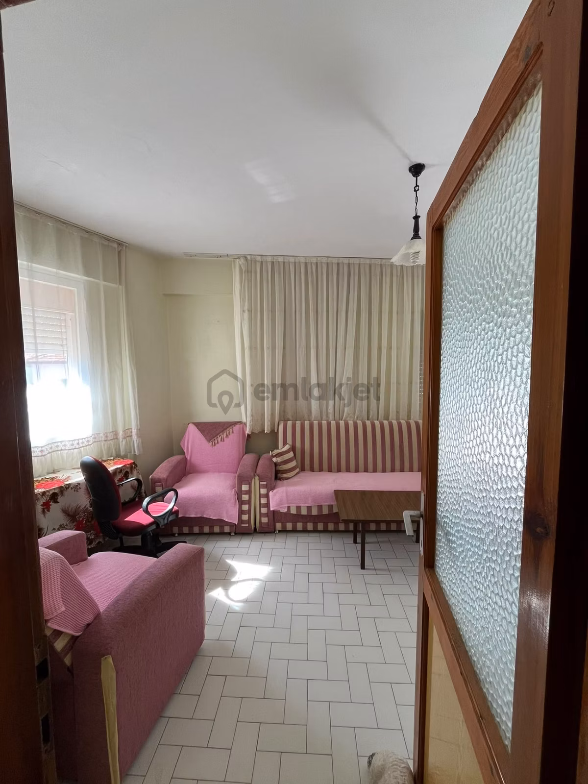 Eskifoça Merkezde Eşyalı Kiralık 2+1 Daire - 15