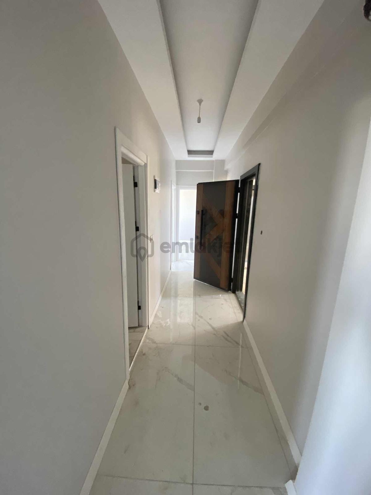 Narmanoğlu`ndan Satılık Deniz Manzaralı 2+1 Daire - 8