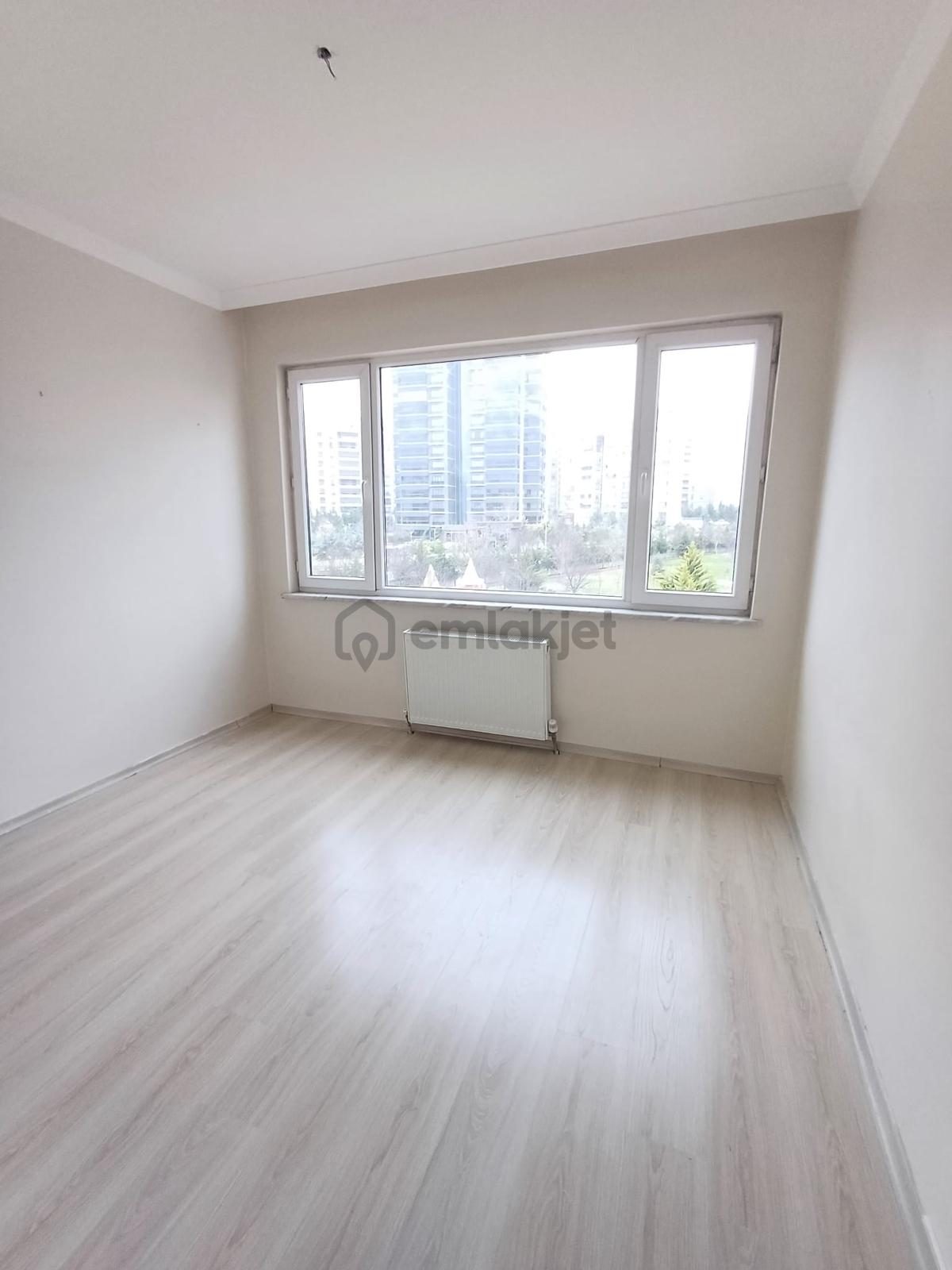 Biens'ten Bağlıca Bulvar Üstünde Kiralık 4+1 Daire - 16