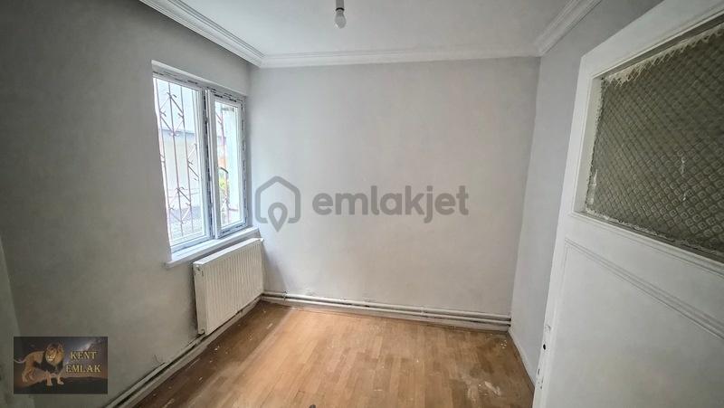 Kent Emlaktan Abidinpaşada Kot-2 De 2+1 Satılık Bahçe Katı Daire - 15