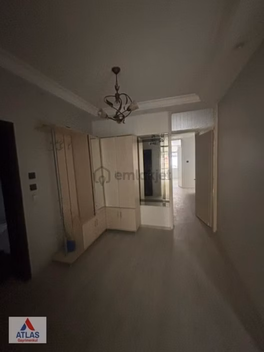 Acarlar Mh Atatürk Bulvarı Üzerinde Teraslı 4+1 Kiralık Daire - 31