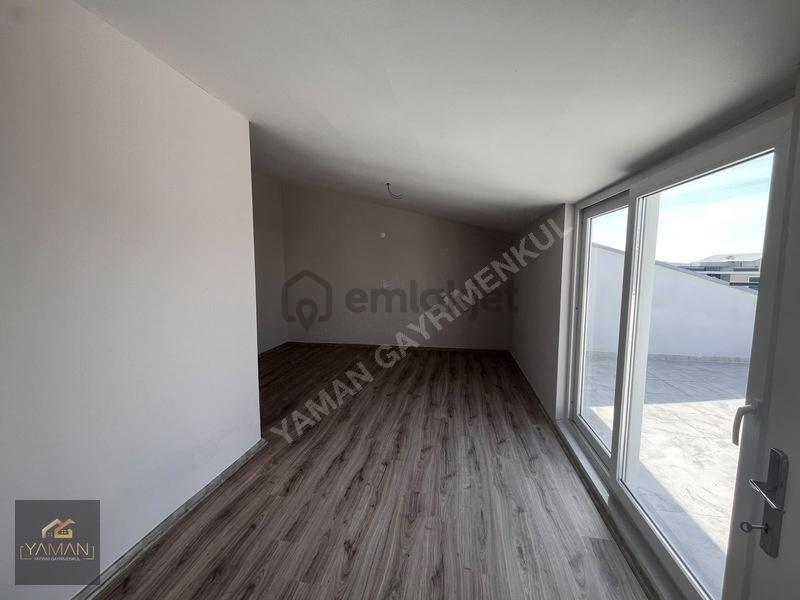 Reşat Bey Mah. Ring Yolunda 3+1 145m² Satılık Dubleks - 30
