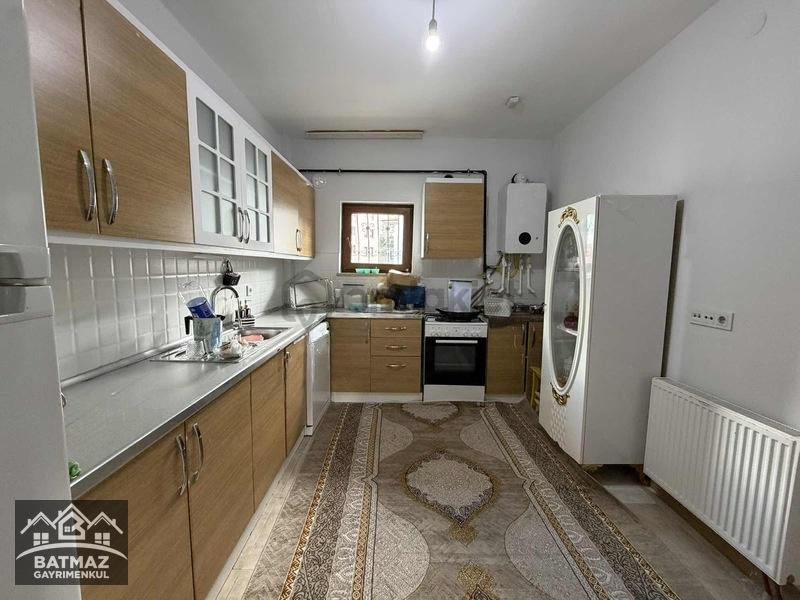 Batmaz'dan Beykent Renkli Evlerde 3+1 Kiralık Daire - 23