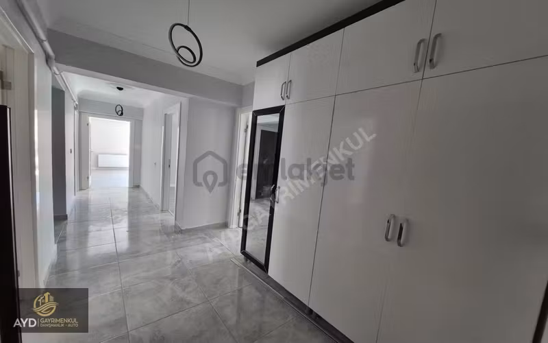 Ayd'den Satılık 3+1 Kredi Limitsiz 145m2 Fırsat Daire - 31