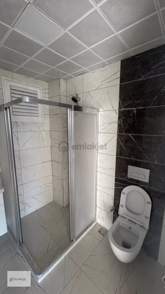 De-emlak'tan 3+1 Geniş Ebeveyn Banyo Kapalı Mutfak Kiralık Daire - 25